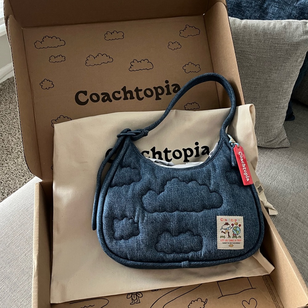 Blue Cloud Pattern Women's Bag